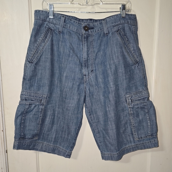 Levis Silvertab Denim Cargo Shorts Blue Wash Baggy Fit Size 33W - Picture 1 of 10